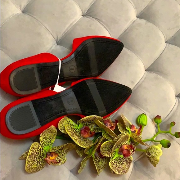 NEW! Sz 9 Red Exposed Side Flat Shoes… - Picture 3 of 4